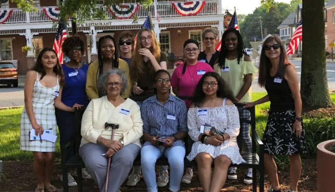 SDARJ recognizes youth education participants