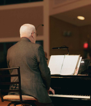 Doug Yetter, Director The Alliance Singers
