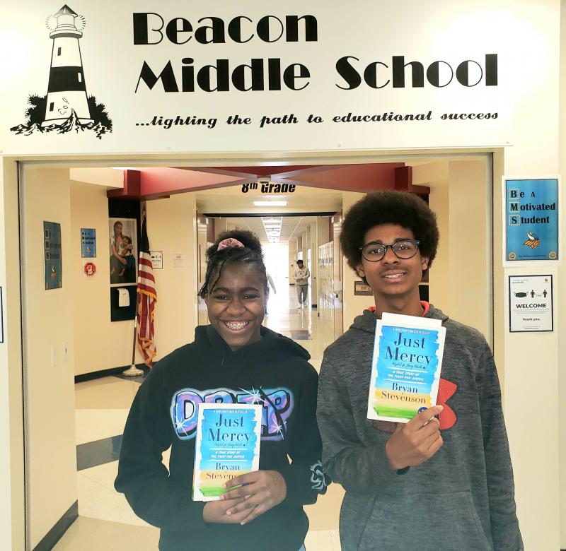 SDARJ awards Beacon Middle students