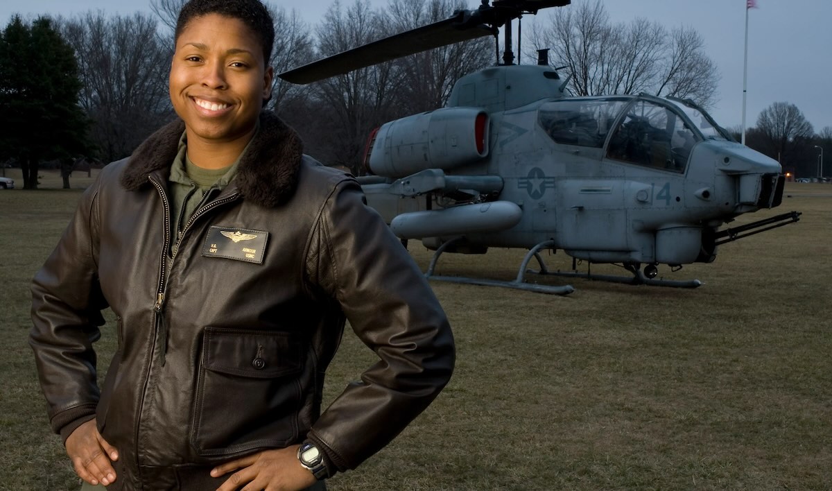 Vernice Armour First African American Female Combat Pilot Vernice Armour First African American Female Combat Pilot